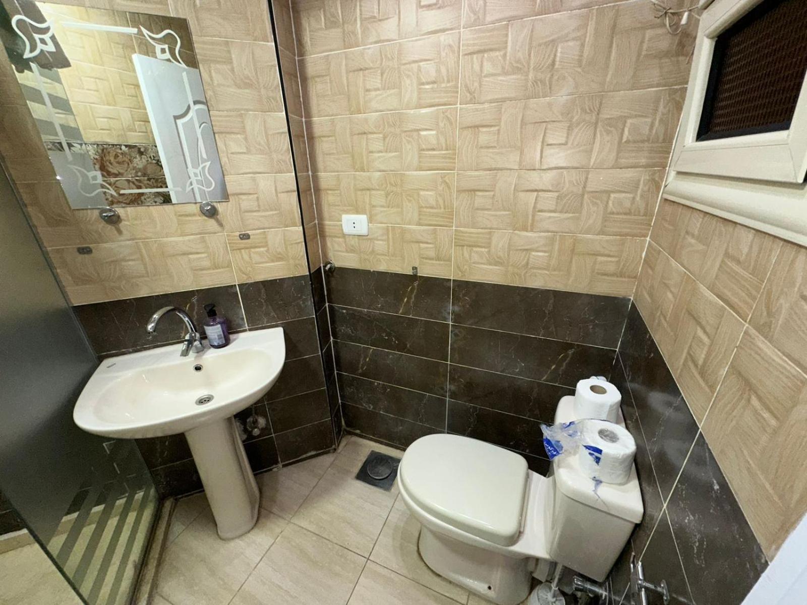 Full Pyramids View Apartment With Balcony For 8 P Kafret el-Gabal Exterior foto